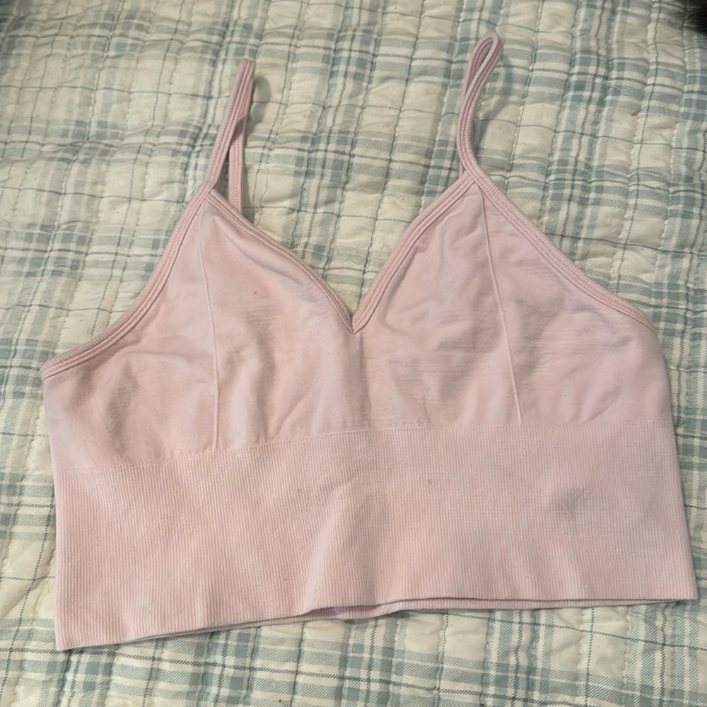 Alo yoga long line bra size large in pink